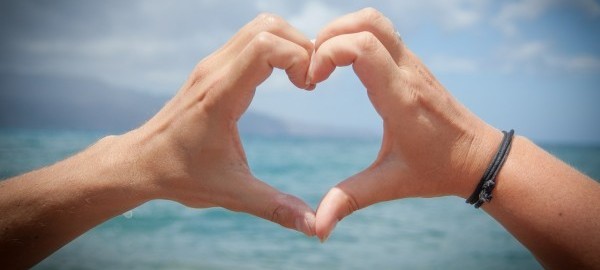 mani cuore 1